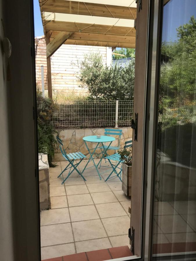 D Hotes Au Coeur Des Oliviers Homestay *