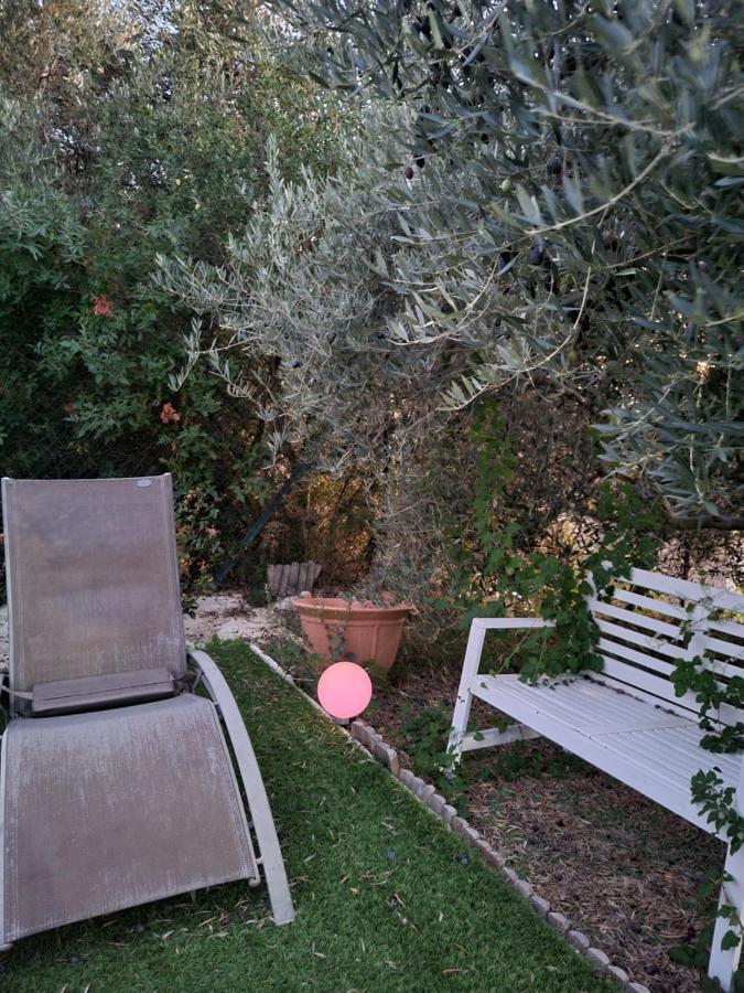 D Hotes Au Coeur Des Oliviers *