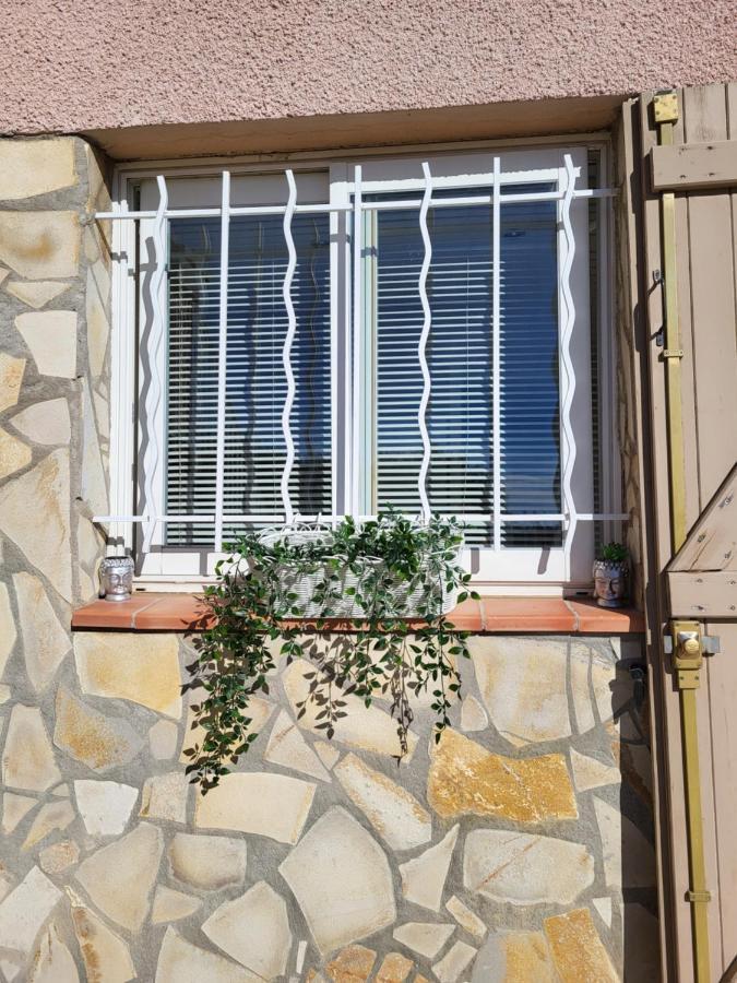 D Hotes Au Coeur Des Oliviers Homestay *