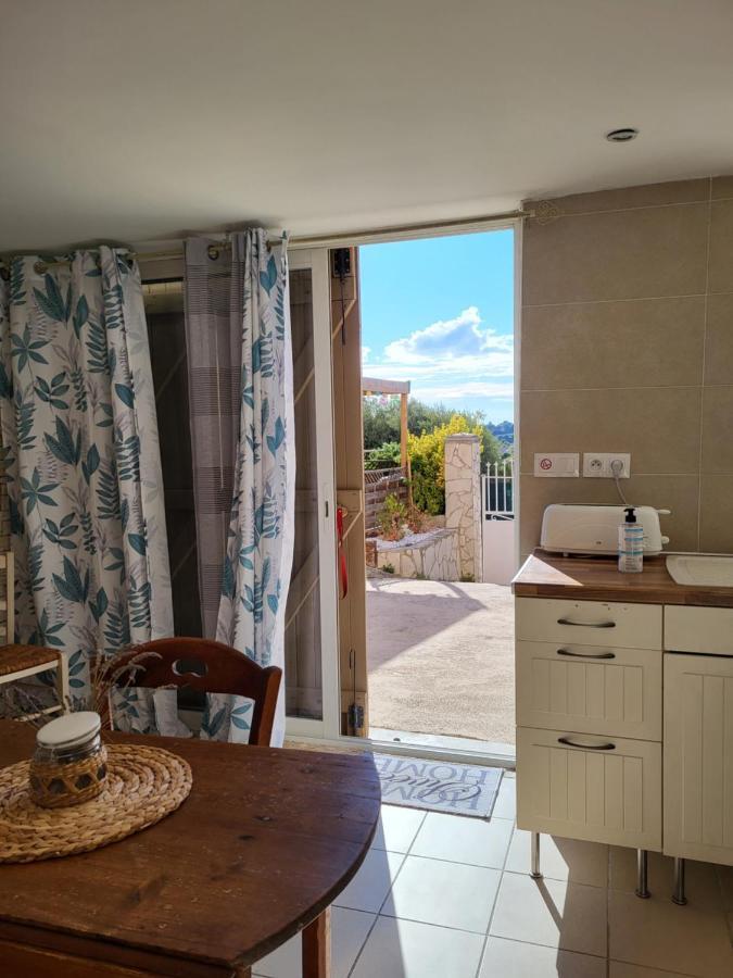 Homestay D Hotes Au Coeur Des Oliviers Marseille